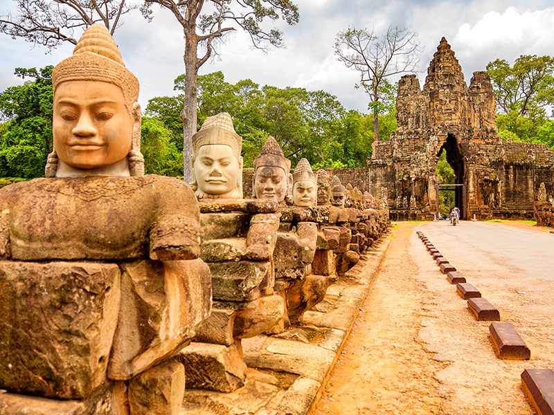 Cheap flights to cambodia