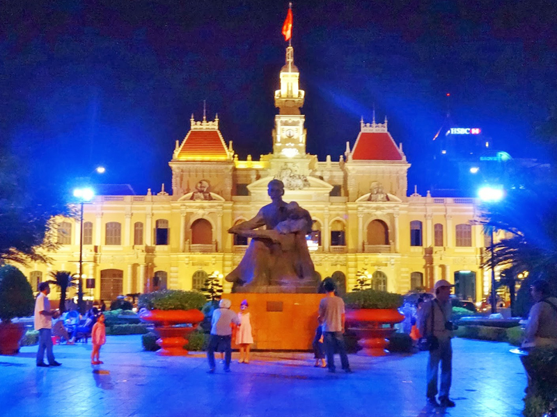 Cheap flights to ho-chi-minh-city